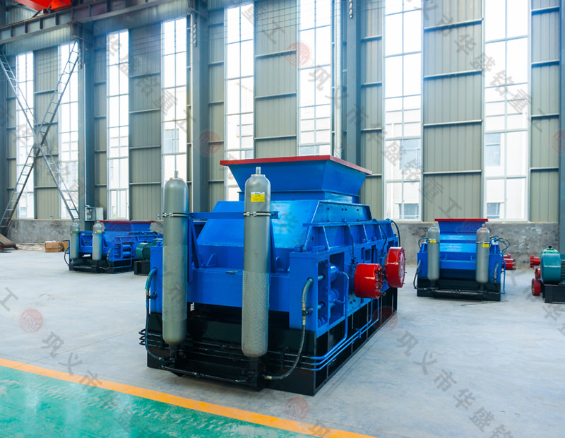 為什么選擇河卵石液壓對(duì)輥制砂機(jī)進(jìn)行砂石生產(chǎn)呢？